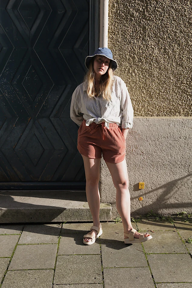 https://shoelove.deichmann.com/de-de/wp-content/uploads/2021/07/Shoelove-Bucket-Hats-5.jpeg