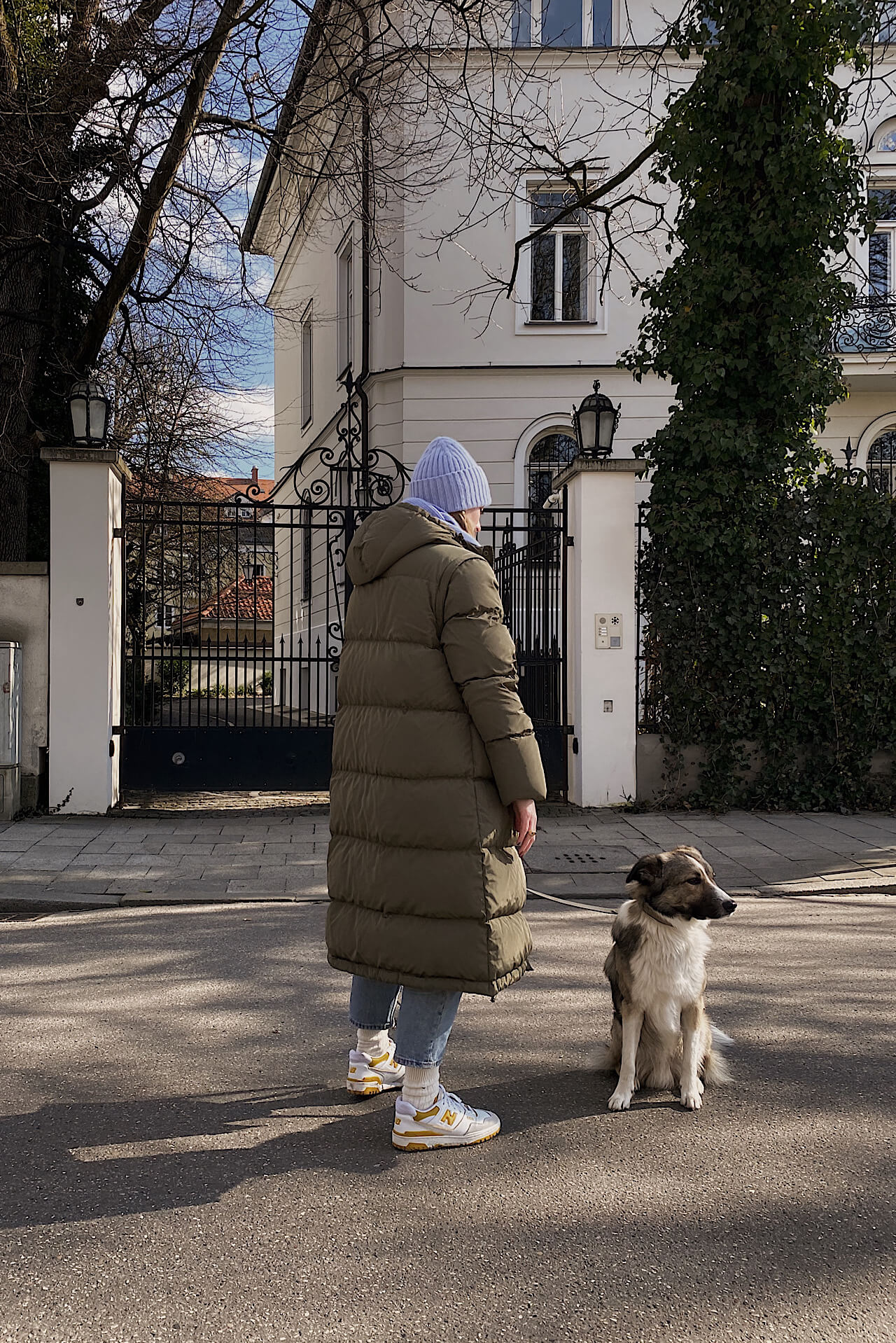 Lange Daunenmäntel - warm und stilsicher durch den Winter