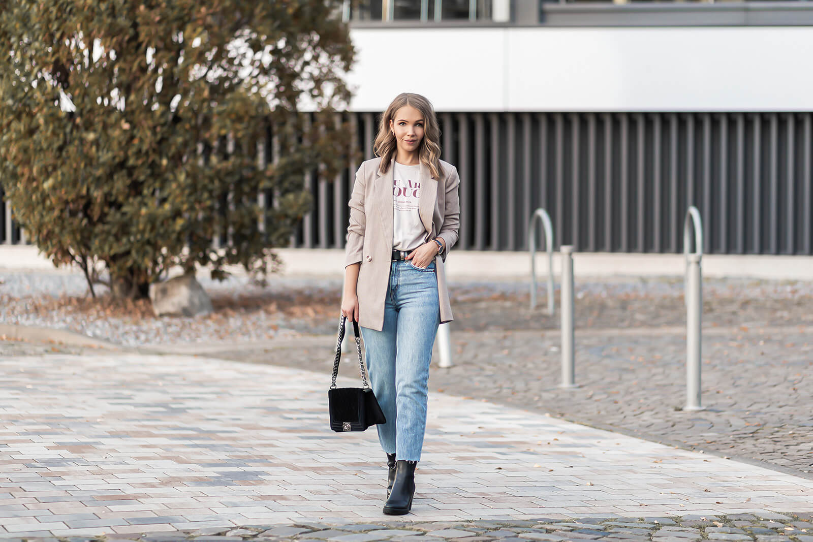 Frayed Denim, Jeans mit ausgefranstem Saum, Jeans Trend 2022, Shoelove by Deichmann