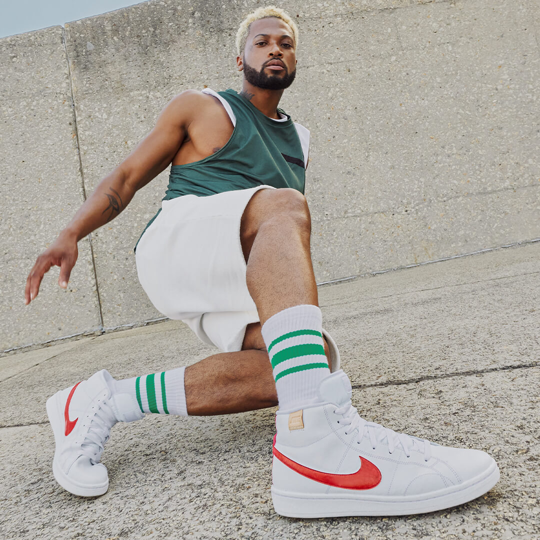 https://shoelove.deichmann.com/de-de/wp-content/uploads/2020/09/06_K024SS21_UU-Campaign_1-840-4230_Nike_Male_1080x1080-Caroussel-2.jpg