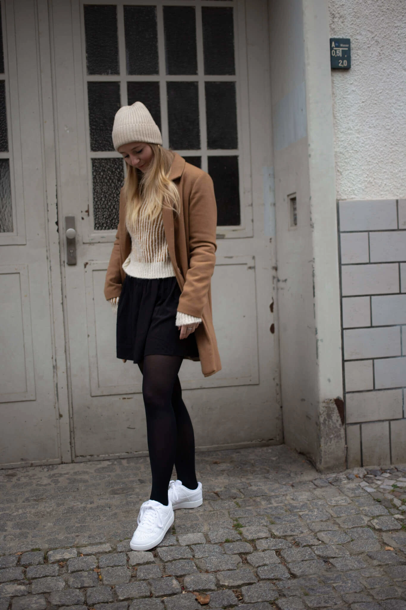 sneaker im winter tragen outfit