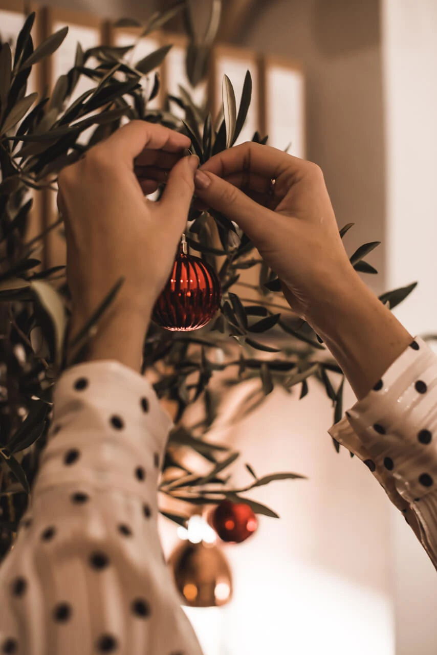 Das perfekte Outfit für die Weihnachtsfeier - Was ziehe ich an? Shoelove Deichmann