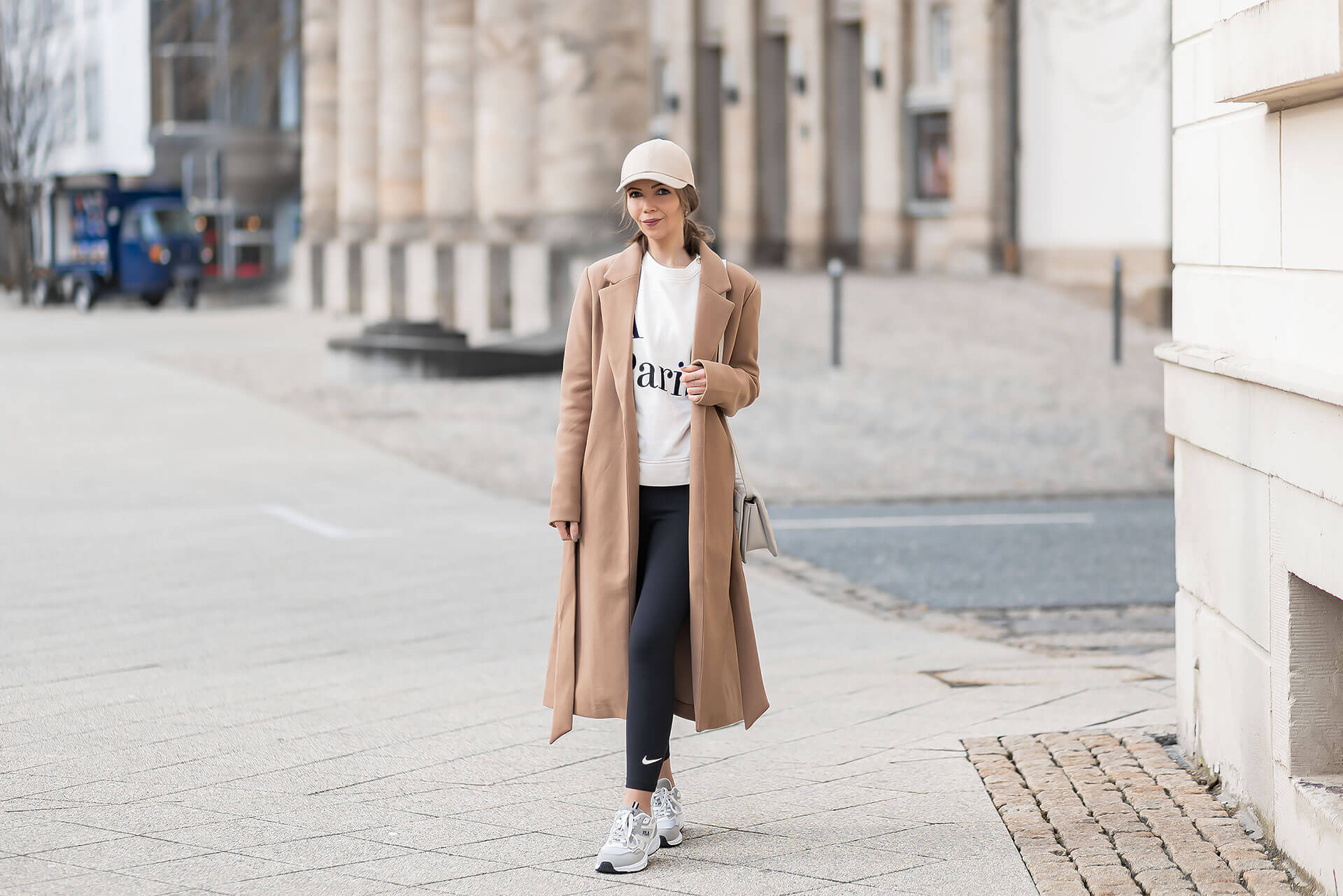 Flache Schuhe im Frühling kombinieren