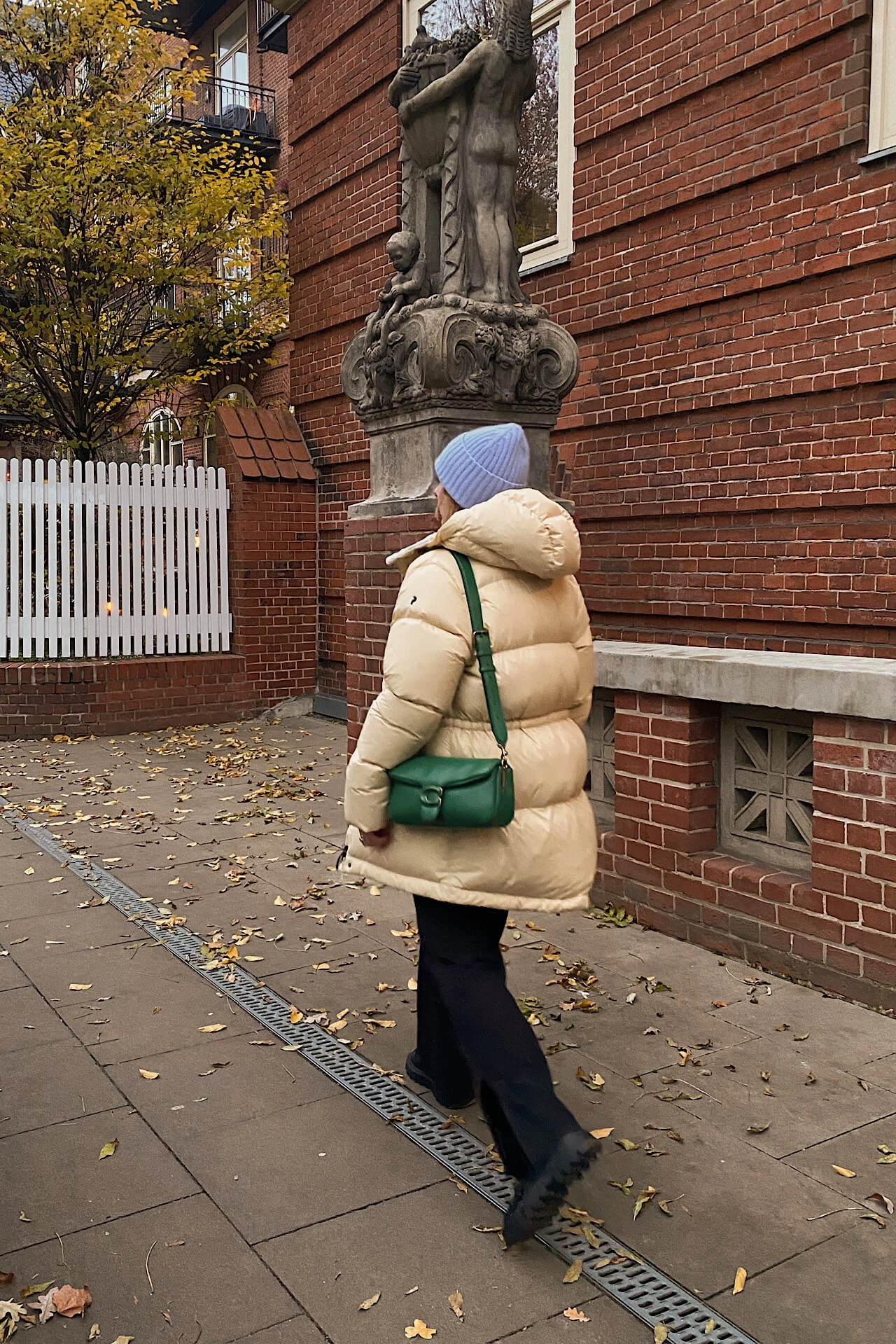 Farbakzente im Winterlook setzen