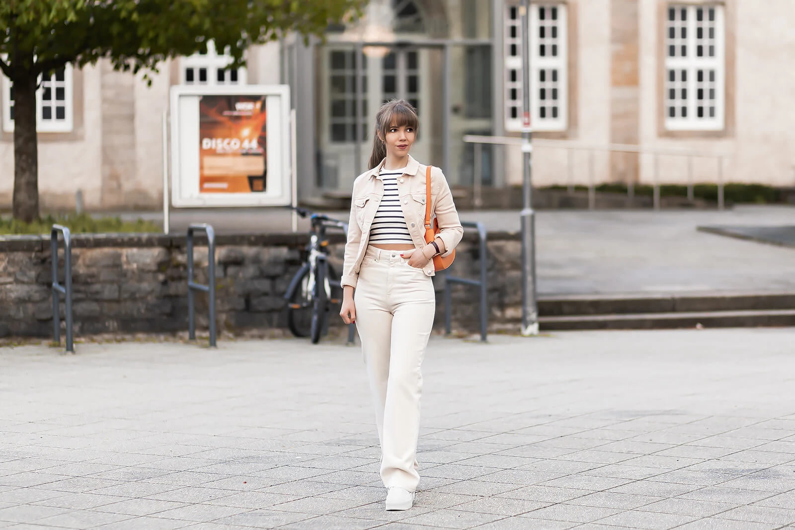 Double Denim im Frühling stylen, Jeans in Cremetönen, Shoelove by Deichmann