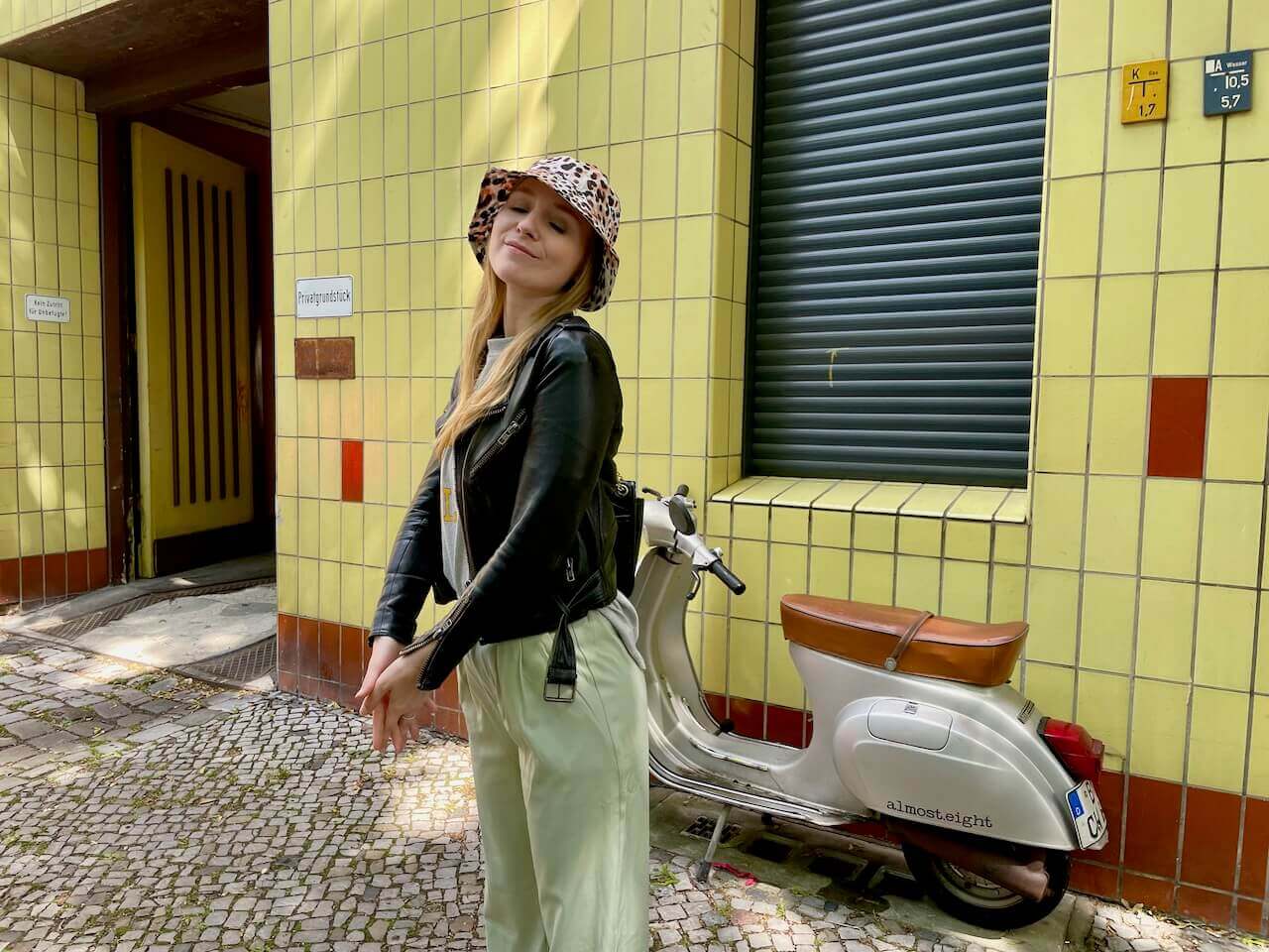 bucket hat kombinieren sommer outfit-it-piece