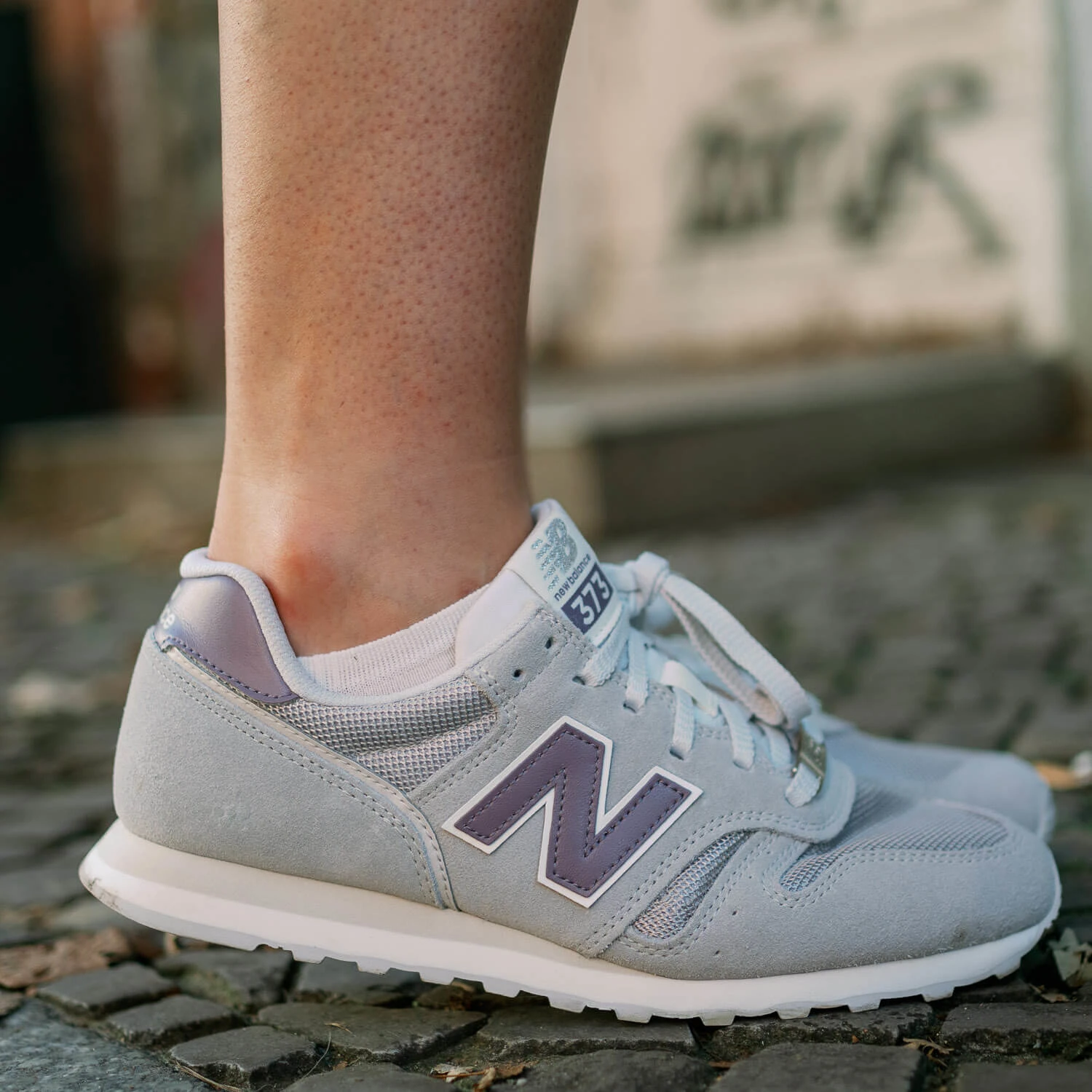 New Balance Sneaker