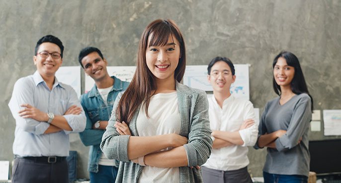 BODY IMAGE - IDP - The International Student Guide to Studying in The Canadian Territories - Job Market - CANADA