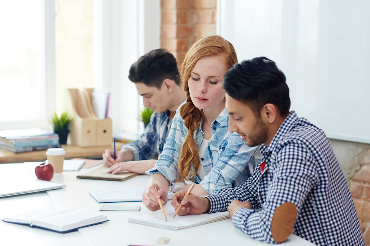 a Malaysian test taker practicing IELTS speaking test with a native speaker