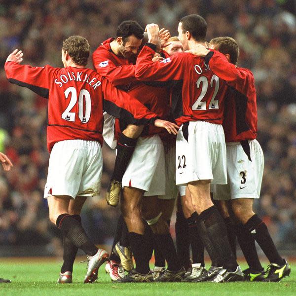 10 minutes of United scoring goals v West Ham | Manchester United