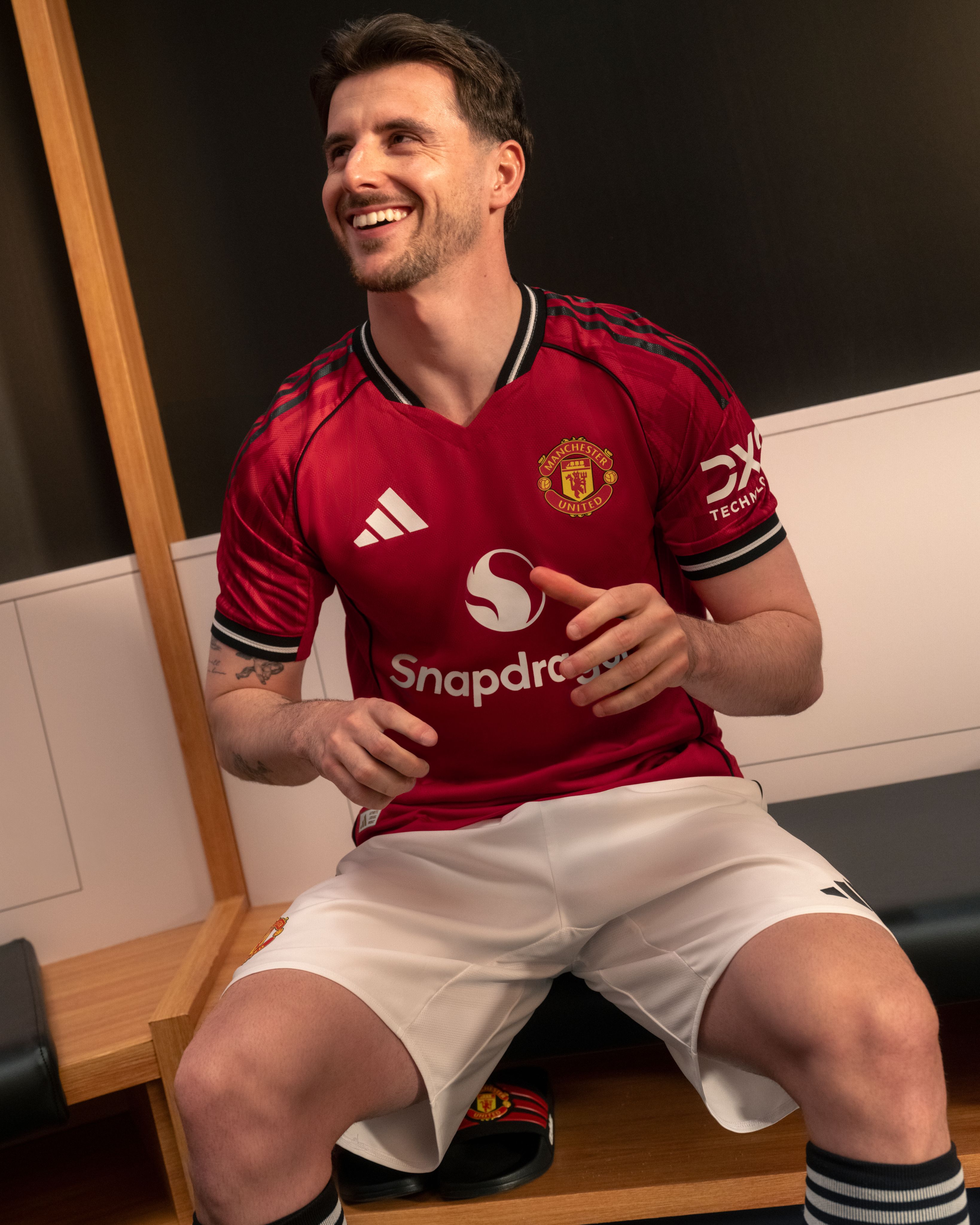What number will Mason Mount wear for United? | Manchester United
