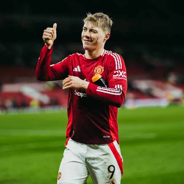 Rasmus: This style suits me well | Manchester United