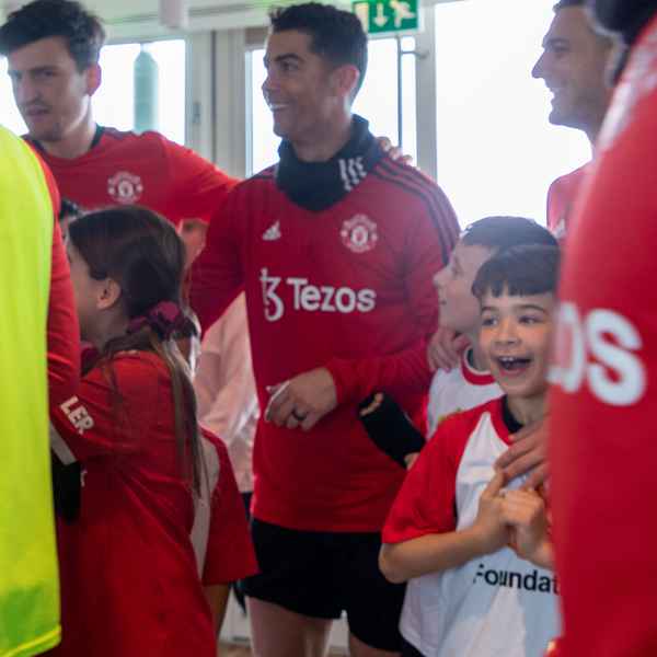 Inside a day these children will never forget | Manchester United