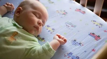 bebekler için en iyi uyku pozisyonu