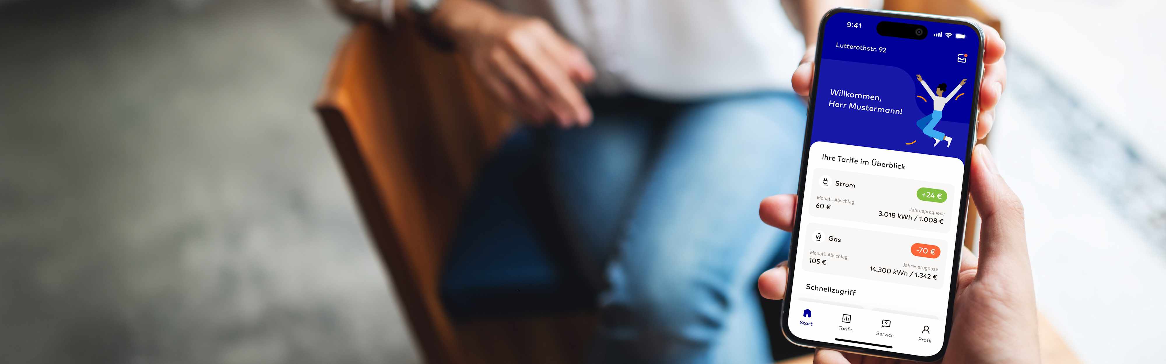 Smartphone zeigt EnBW zuhause+ App