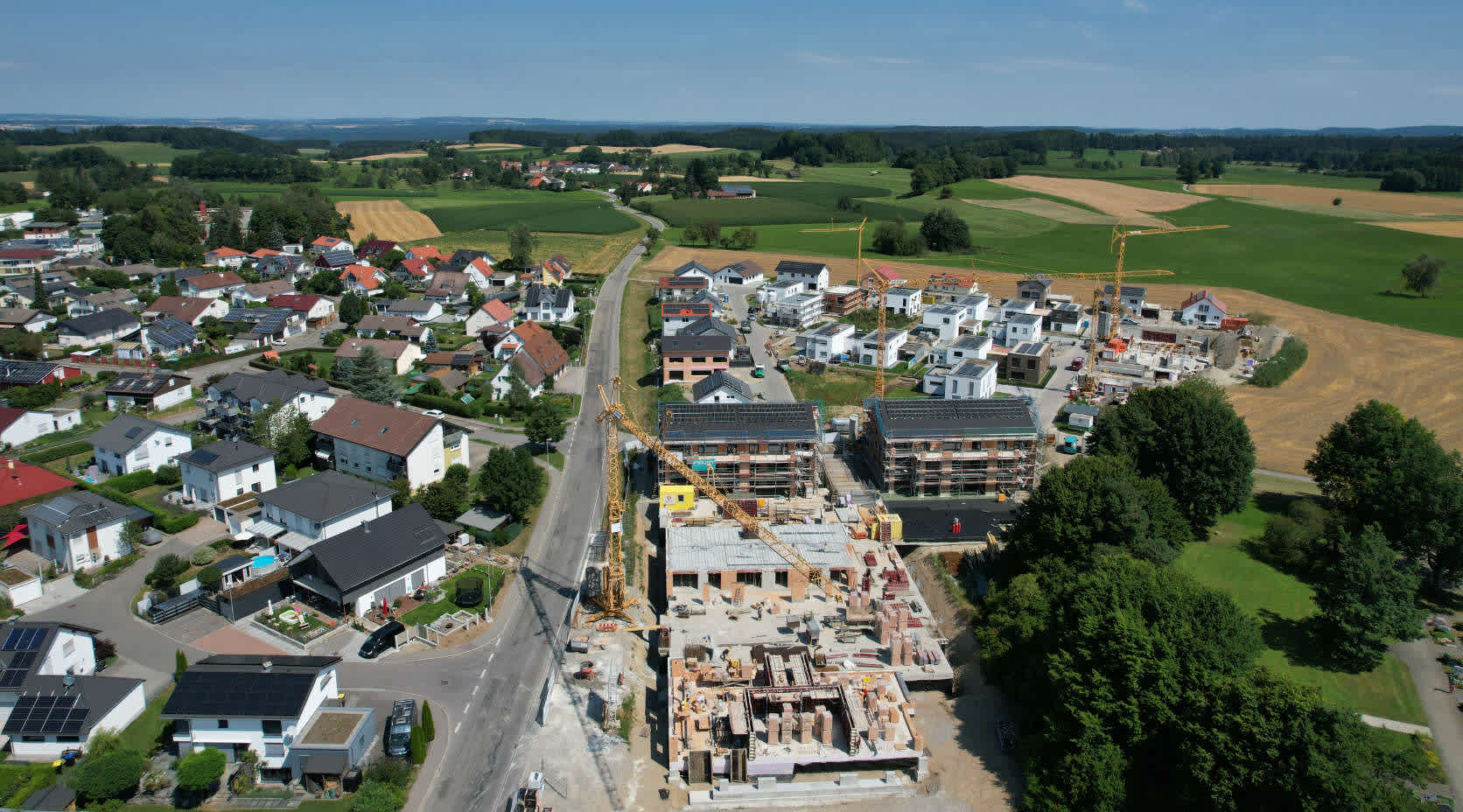 Luftbildaufnahme Neubaugebiet Gemeinde Schlier bei Ravensburg vom 15. Juli 2022