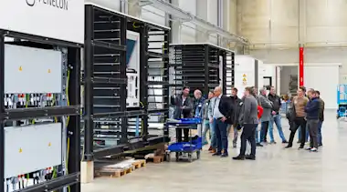 Mitglieder bei Netzwerktreffen für mehr Energieeffizienz.