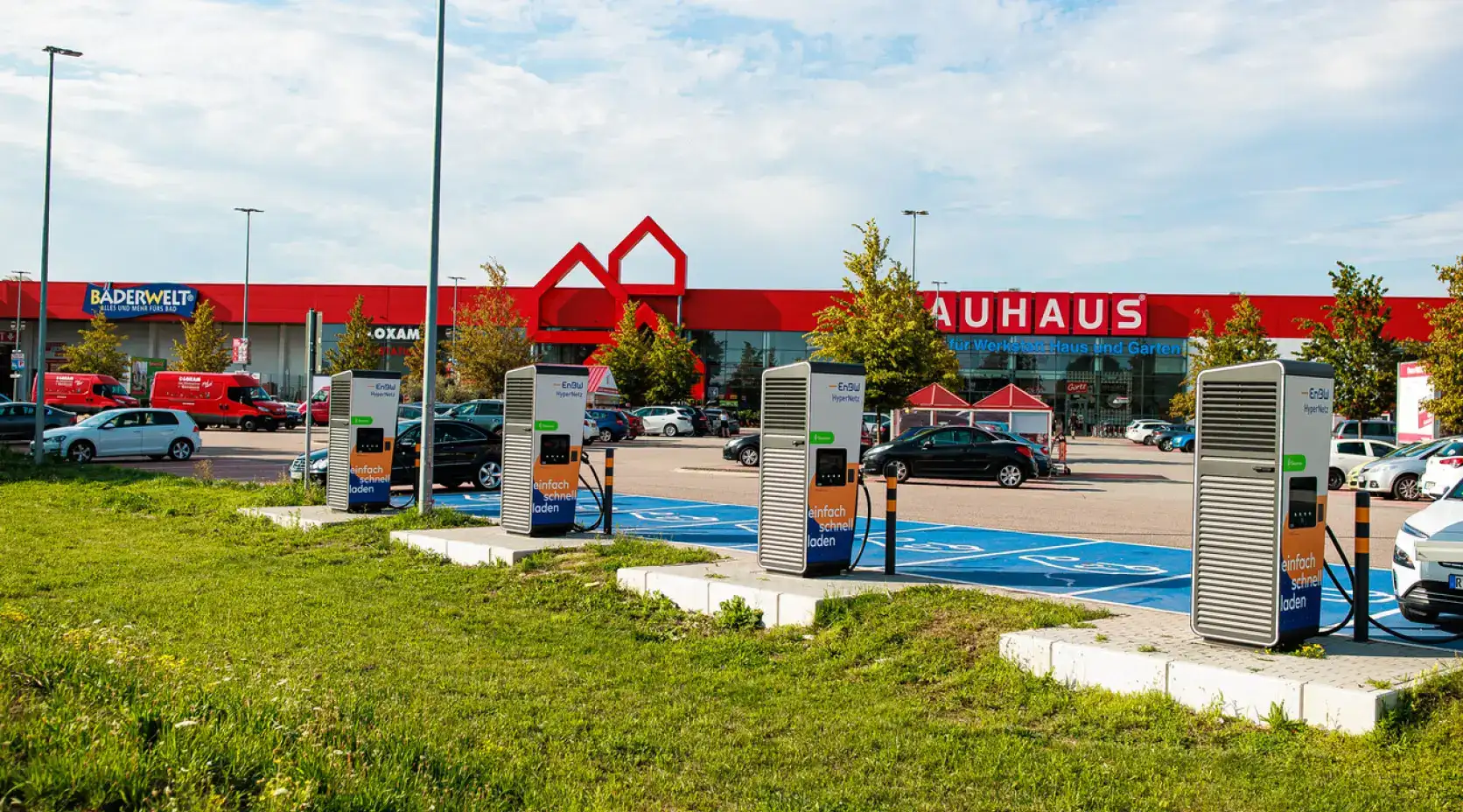 EnBW-Ladesäule bei BAUHAUS
