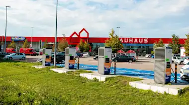EnBW-Ladesäule bei BAUHAUS
