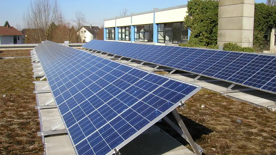 Solaranlage auf Flachdach
