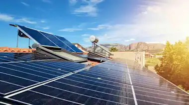 Photovoltaik-Anlage auf Hausdach