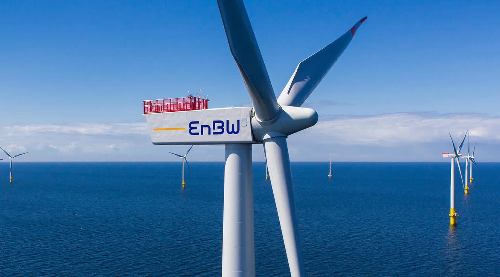 EnBW Windräder auf hoher See erzeugen Windenergie 