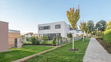Wärmepumpe Flachdachsiedlung