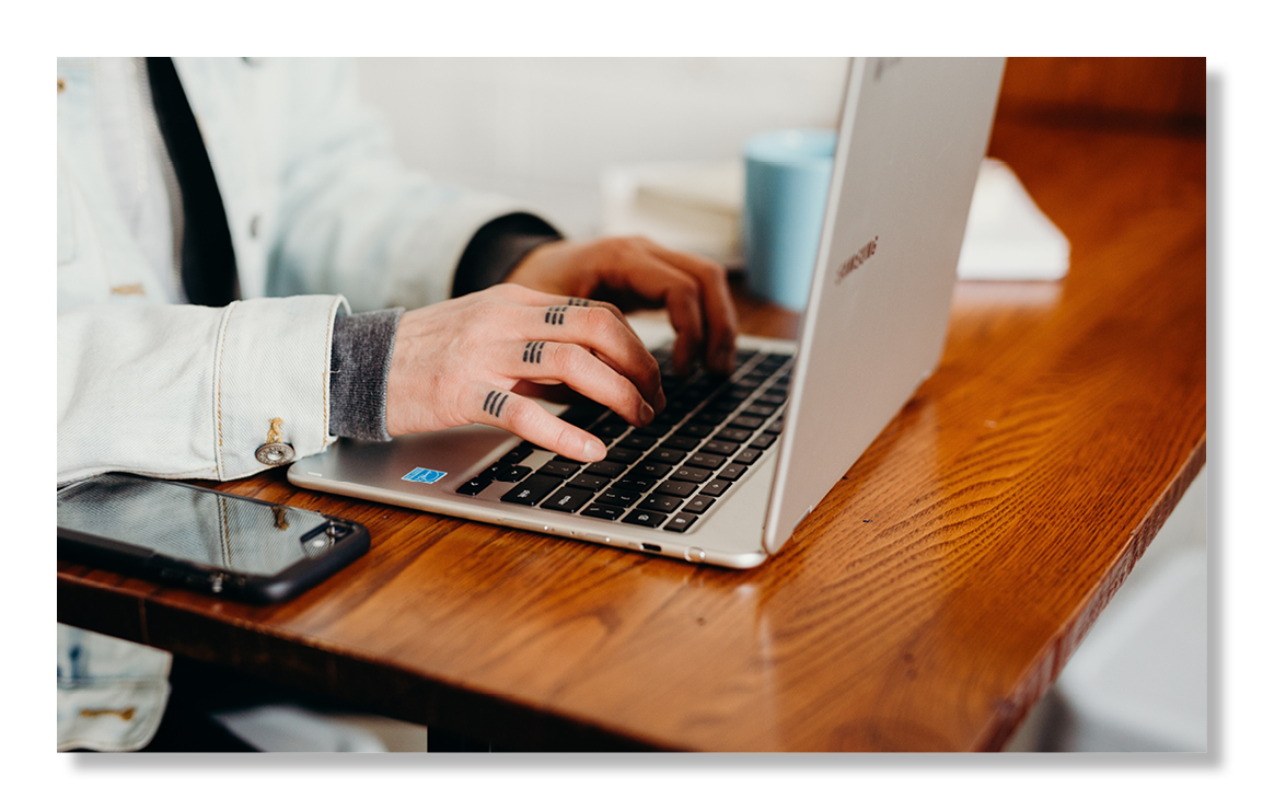 How to Recruit Awesome Guest Bloggers for your Website