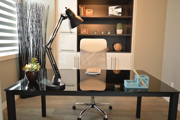 8 office supply resources in Montreal