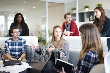 Les relations publiques: à quoi ça sert et pourquoi en faire ?