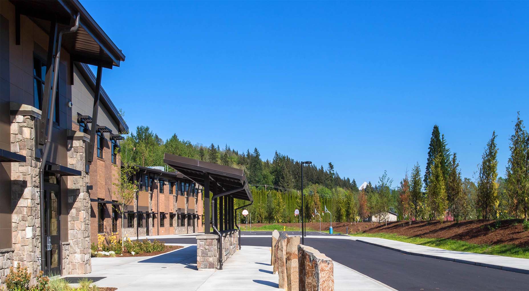 A School To Match Its Iconic Pacific Northwest Location | LSW Architects