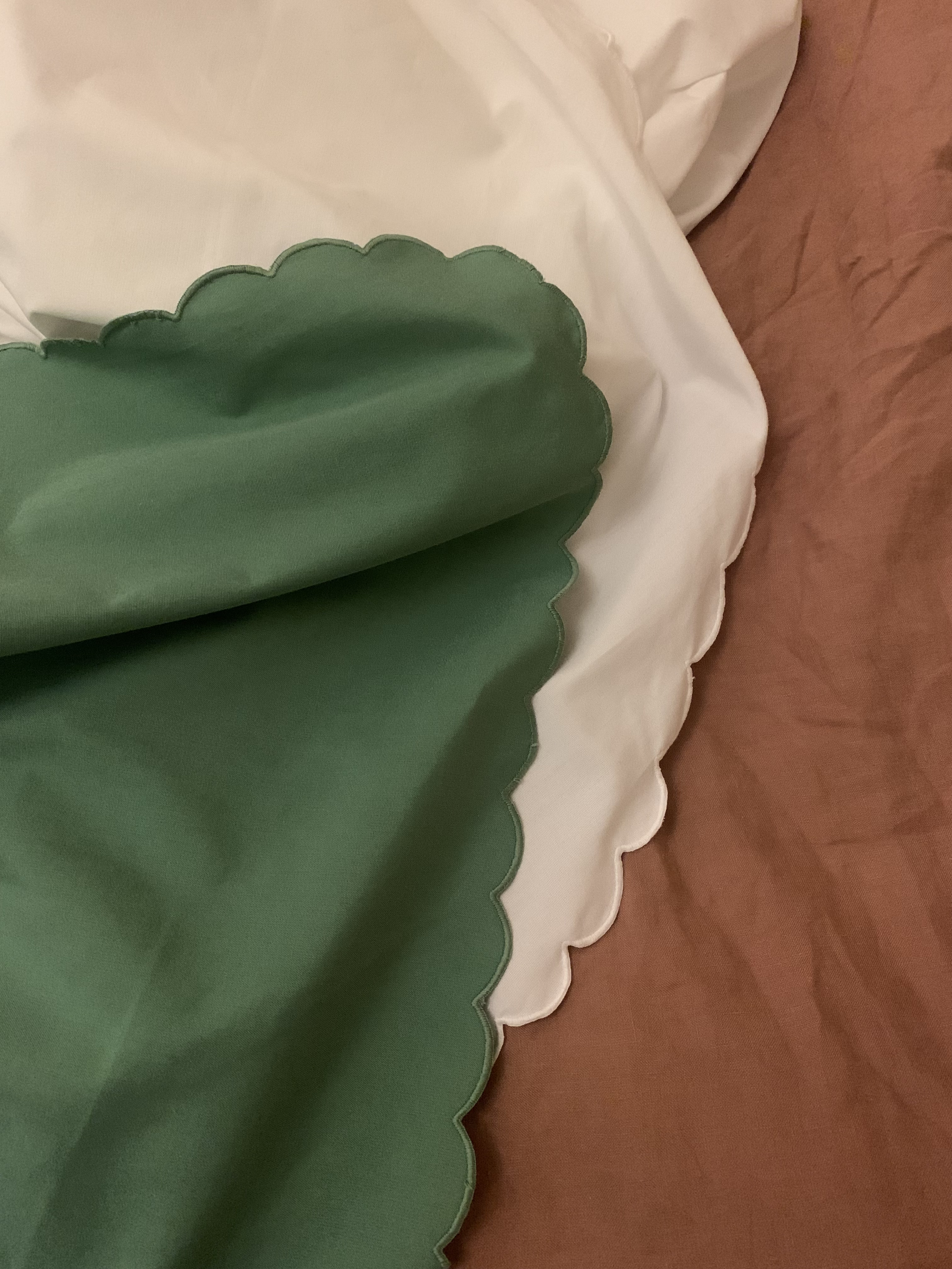 Second-hand tablecloths Second-hand tablecloths