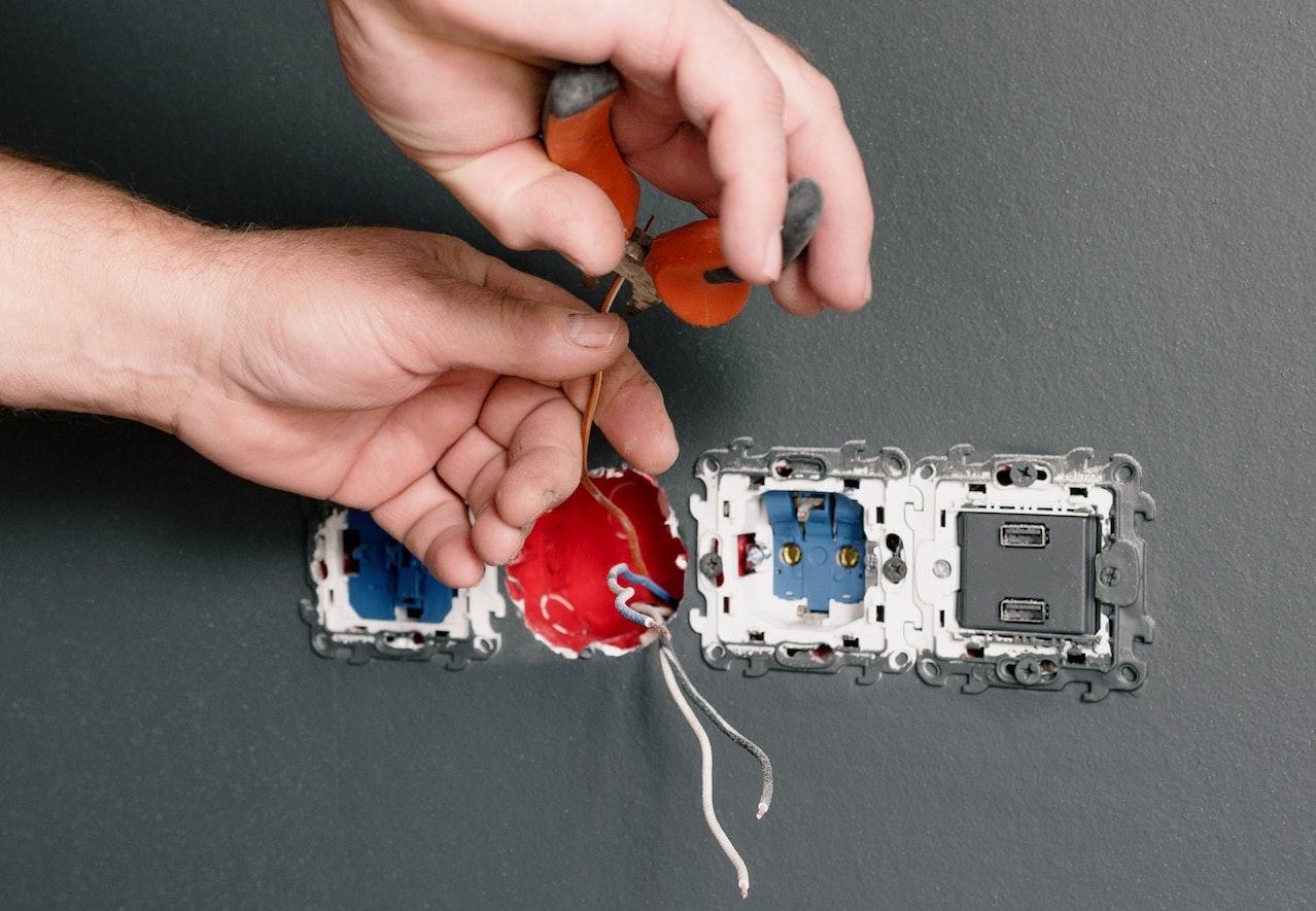Do I need to rewire my house to sell it?
