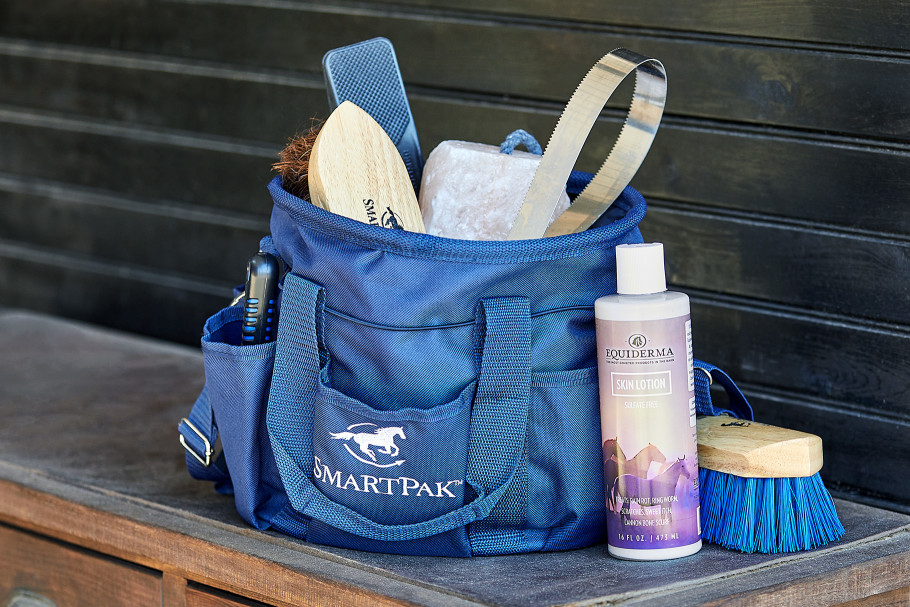 smartpak grooming tote filled with brushes