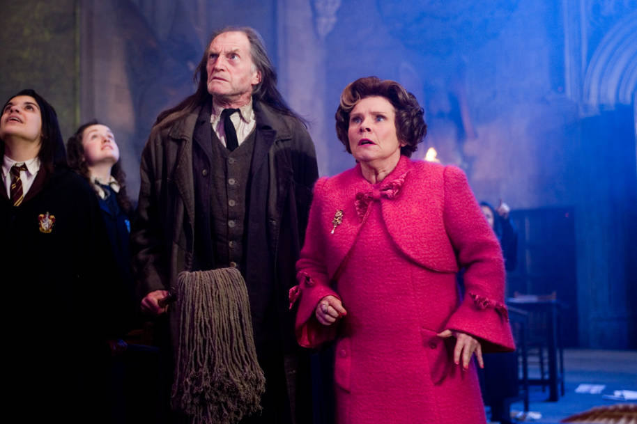 Umbridge and Filtch looking shcoked 