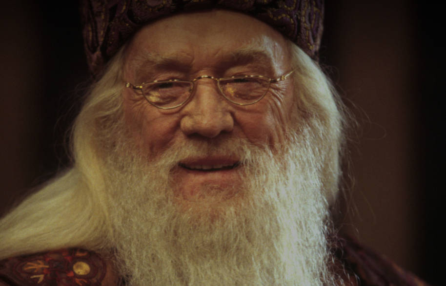 PMARCHIVE-Twinkle in Dumbledore's eye carousel 5qZ1R5U1W0ceQkYW2OWoOq-b5