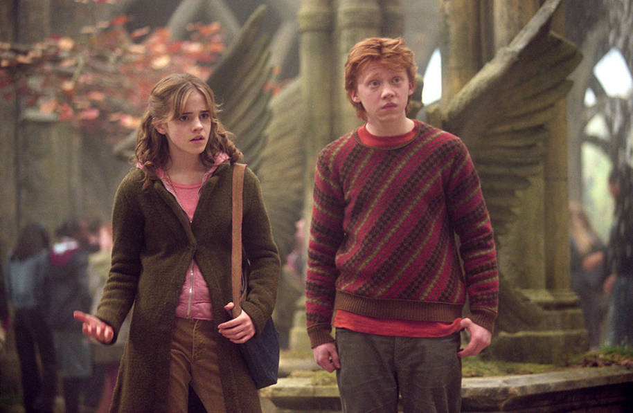 Hou op Neem een ​​bad atoom An appreciation of knitwear in the Harry Potter films | Wizarding World