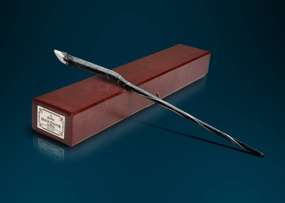 A wand presented outside of its box. This is the Defiant design for the Magic Caster wand.