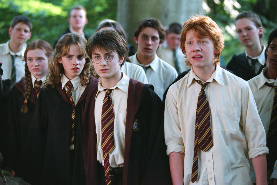 WB-HP-F3-prisoner-of-azkaban-harry-ron-hermione-in-care-of-magical-creatures