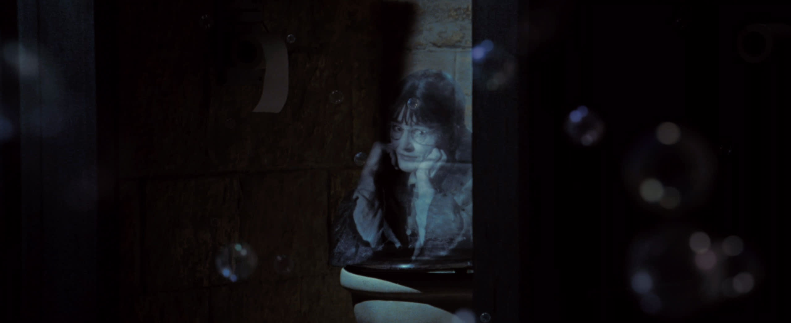 wb-f4-goblet-of-fire-moaning-myrtle