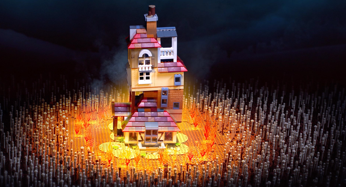 lego harry potter weasley house fire