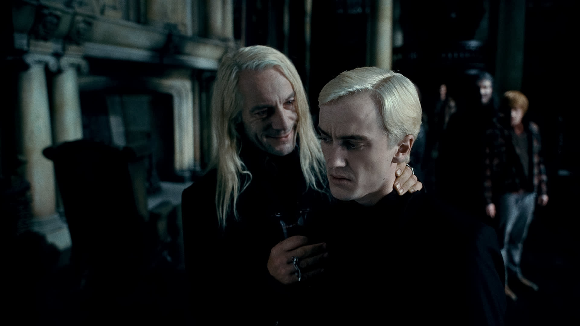 HP-F7-deathly-hallows-part-one-lucius-draco-malfoy-manor-talking-web-landscape