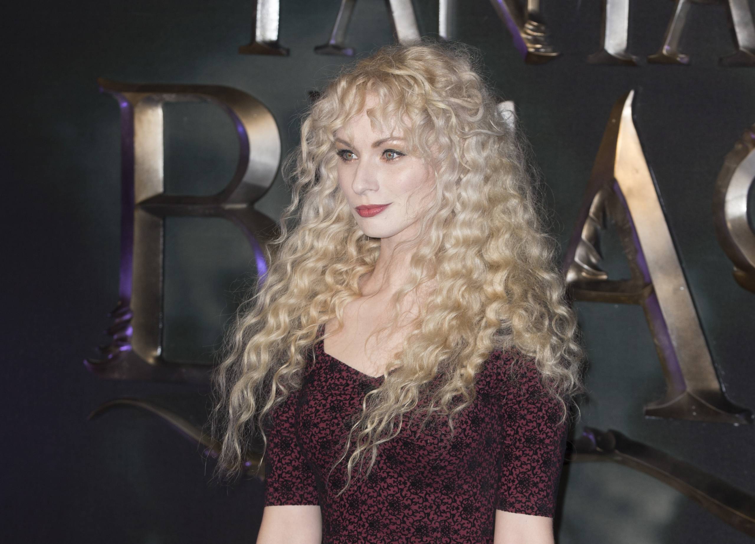 Singer-songwriter, Emmi at the European Premiere of Fantastic Beasts. 
