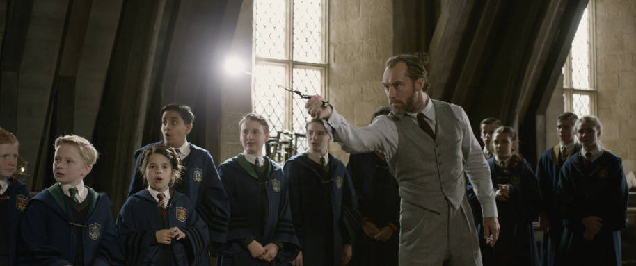 WB COG Dumbledore enseigne la défense contre les forces du mal