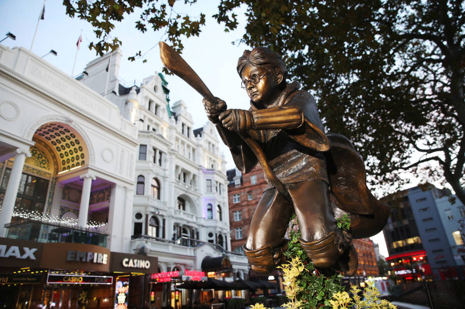 harry-statue-image-leicester-square