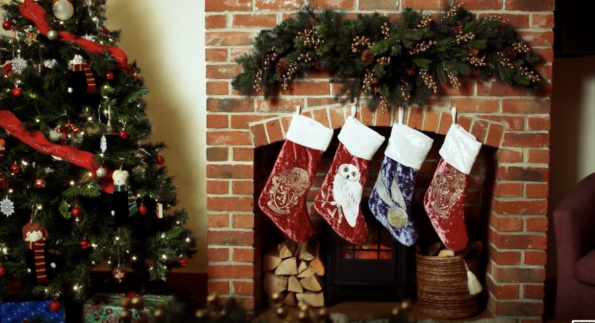 New multi-language advert celebrates a Wizarding World Christmas