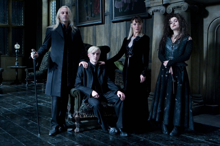 HP-F7-deathly-hallows-part-one-draco-lucius-narcissa-bellatrix-group-shot-malfoy-manor-web-landscape