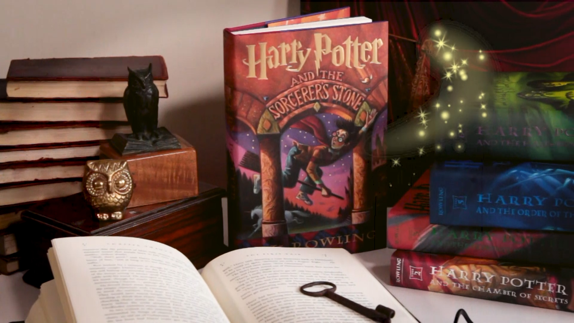 SCHOLASTIC MARKS 25 YEARS OF HARRY POTTER READING MAGIC IN THE