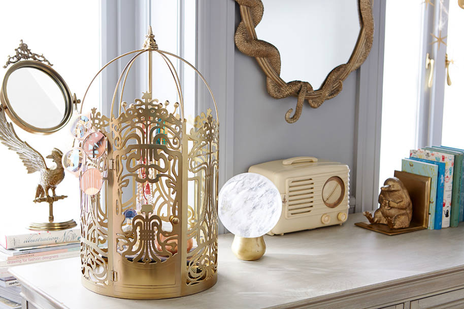 Pottery Barn Teen: snake mirror and desk accessories