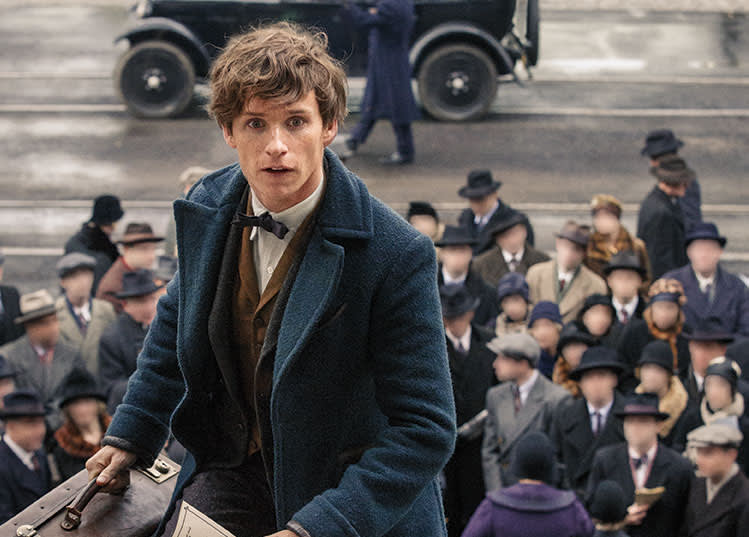 wb-fantastic-beasts-hero-newt-scamander-in-new-york